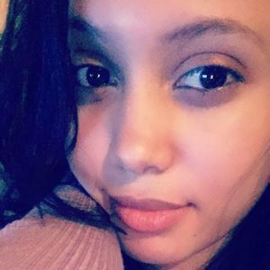 Meet your Posher, Nieve